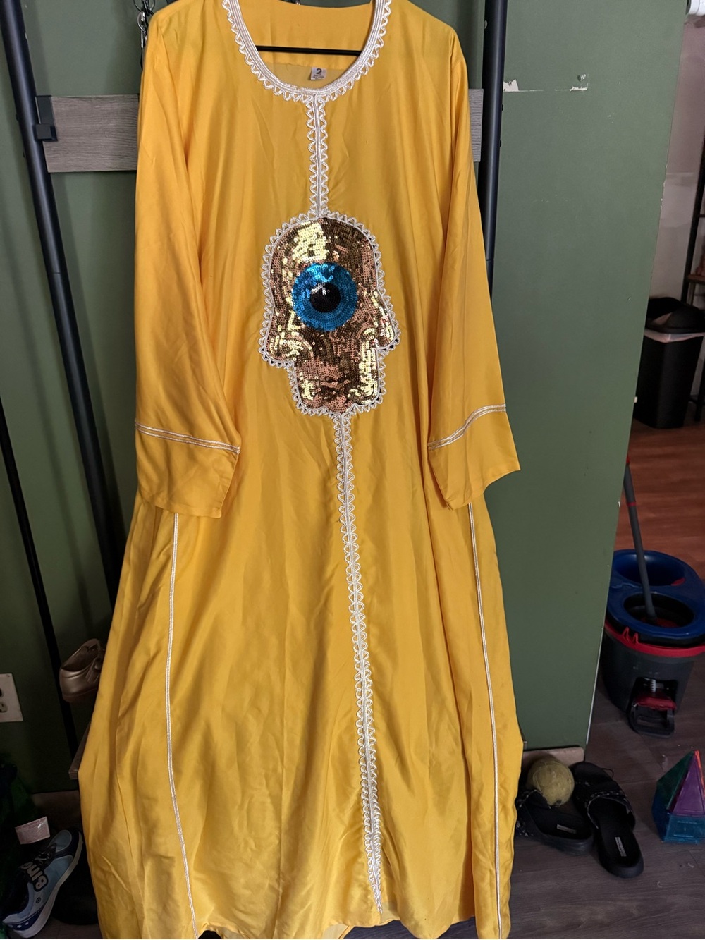 Maxi Dress with Sequin Eye Motif - Yellow